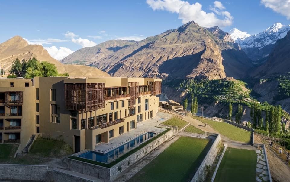 Serena Hunza